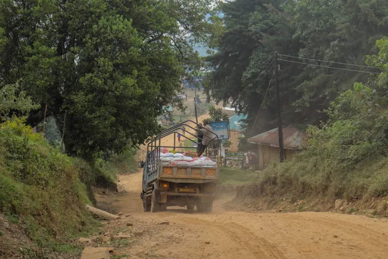 Beyond the Algorithm: How Rural Route Planners Are Winning the Last Mile With Local Knowledge